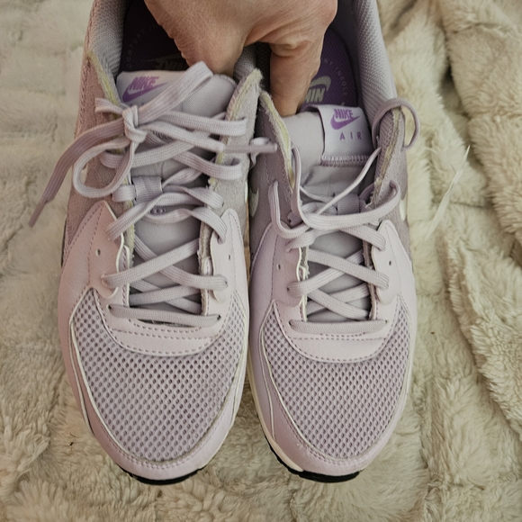 Nike Women's Air Max Lavender Sneakers - Picture 8 of 8